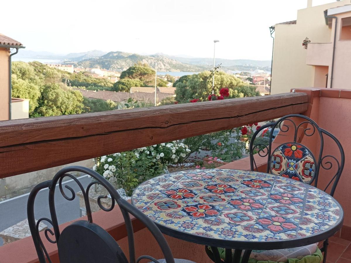 The Roses Garden Bed & Breakfast La Maddalena  Cameră foto